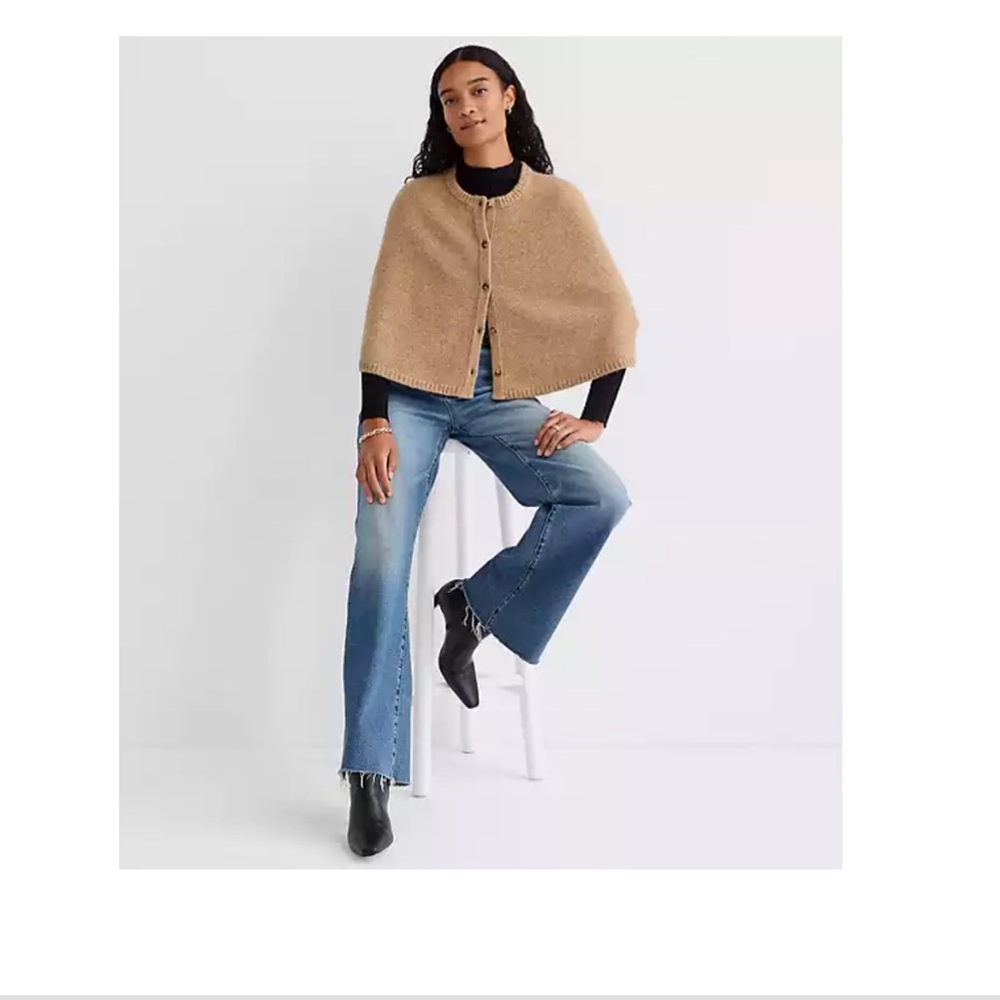 Loft NWT Button Cape Sweater Size Small